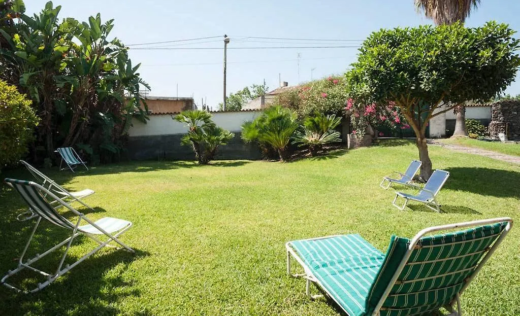 B&B La Casa Del Ficus Stazzo