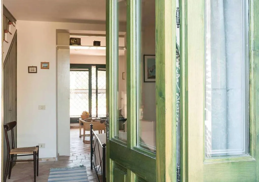 B&B La Casa Del Ficus Stazzo Bed & Breakfast