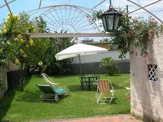 Bed & Breakfast B&B La Casa Del Ficus Stazzo