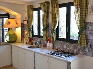 ** Bed & Breakfast B&B La Casa Del Ficus Stazzo Italy